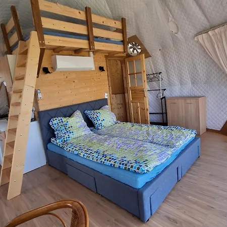 Glamping Na Polanie Smaczne Spanie Lüks kamp alanı Stary Wielislaw