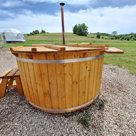 Lüks kamp alanı Glamping Na Polanie Smaczne Spanie